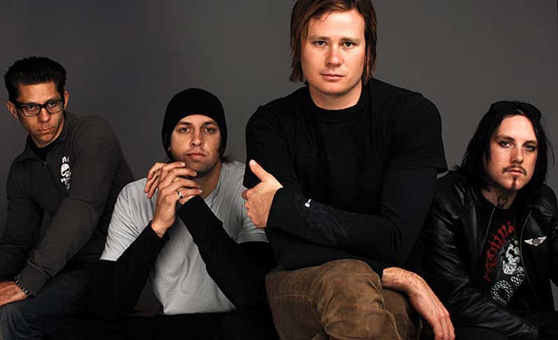 Angels and Airwaves Photo (   )   /  - 4