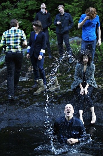 Arcade Fire Photo (  )   /  - 5