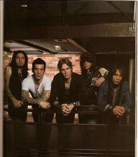 Buckcherry Photo ( ) -    /  - 11