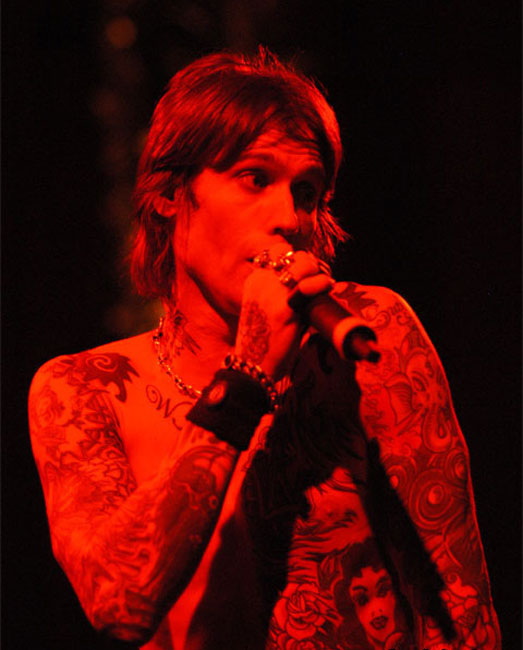 Buckcherry Photo ( ) -    /  - 21