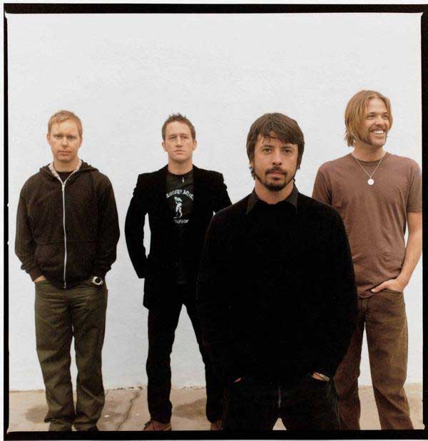 Foo Fighters Photo (  )   /  - 6