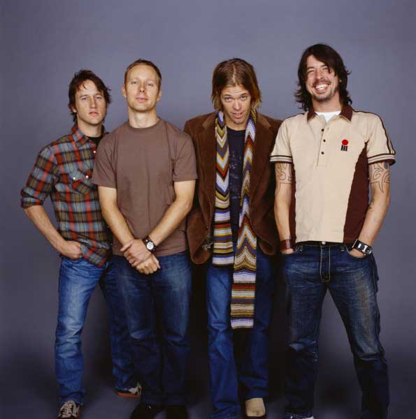 Foo Fighters Photo (  )   /  - 12