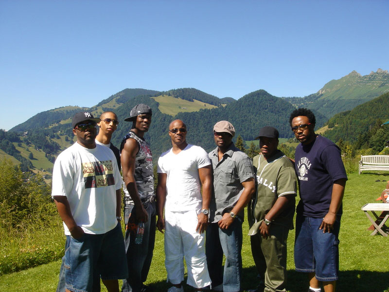 Naturally 7 Photo ( 7 )   /  - 2