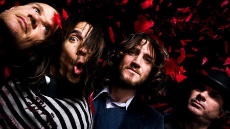 Red Hot Chili Peppers Photo (    )   /  - 1