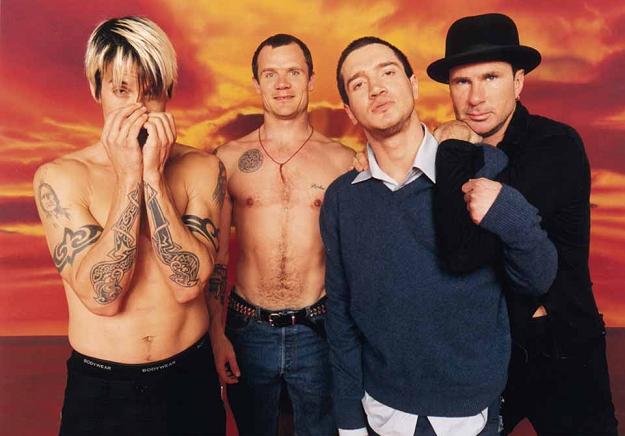 Red Hot Chili Peppers Photo (    )   /  - 5