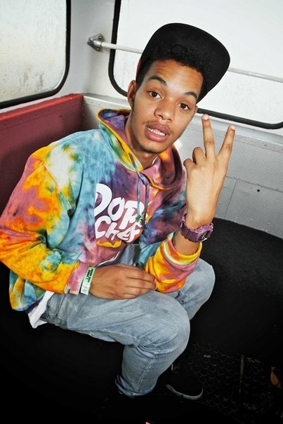 Rizzle Kicks Photo (  ) -    /  - 16