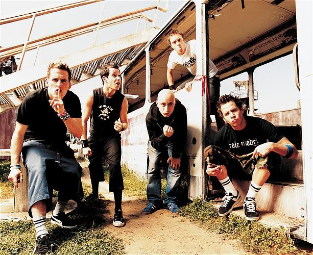 Simple Plan Photo (  )   /  - 9