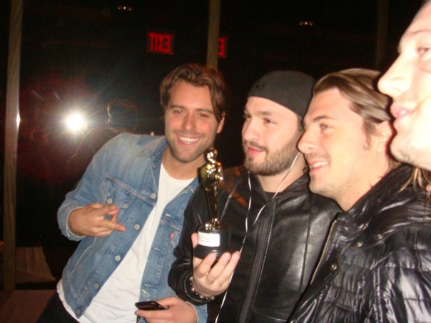 Swedish House Mafia Photo (   )     /  - 18