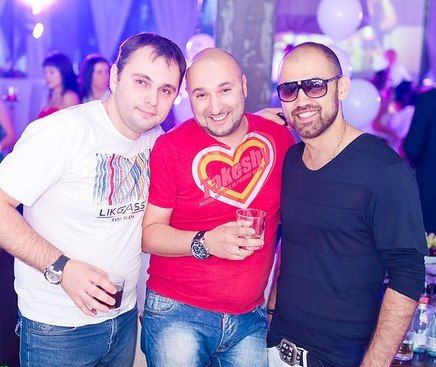   (Artik Photo)  , ,    (Asti) /  - 85