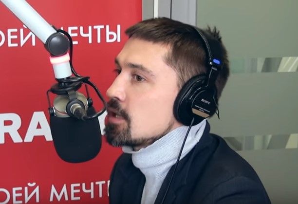    (Dima Bilan Photo)   ,    /  - 52