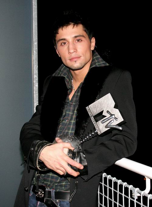    (Dima Bilan Photo)   ,    /  - 136