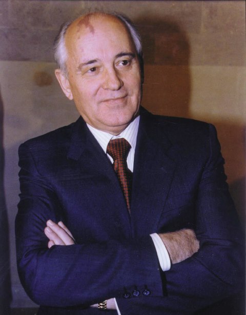    (Mikhail Gorbachev Photo) ,       /  - 3