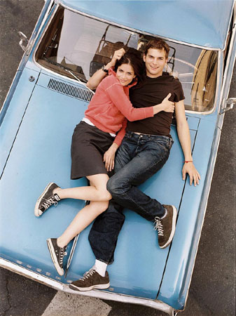 Ashton Kutcher Photo (  )  ,   ,     /  - 15