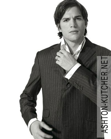 Ashton Kutcher Photo (  )  ,   ,     /  - 52