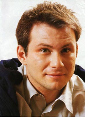 Christian Slater Photo (  )    /  - 7