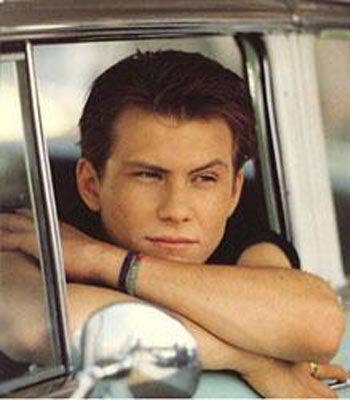 Christian Slater Photo (  )    /  - 19