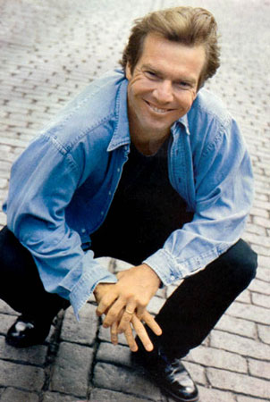 Dennis Quaid Photo (  )    /  - 10