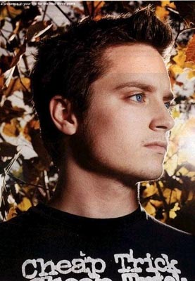 Elijah Wood Photo (  )    /  - 33