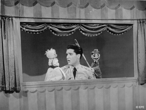 Elvis Presley Photo (  )    /  - 22