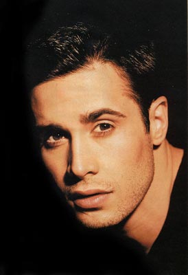 Freddie Prinze Jr Photo ( - )  ,    /  - 8