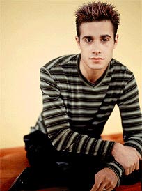 Freddie Prinze Jr Photo ( - )  ,    /  - 19