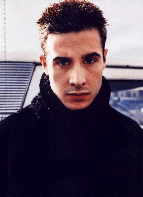 Freddie Prinze Jr Photo ( - )  ,    /  - 21