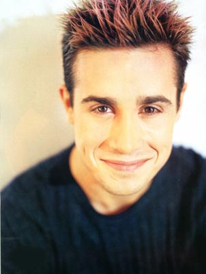 Freddie Prinze Jr Photo ( - )  ,    /  - 29