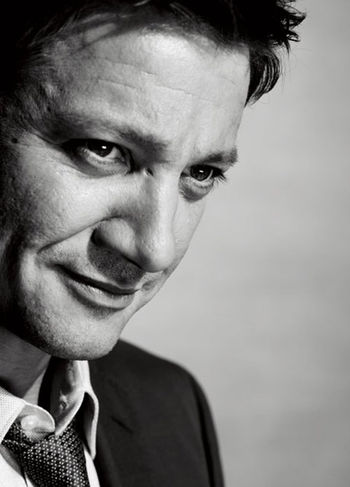 Jeremy Renner Photo (  )  ,      /  - 26