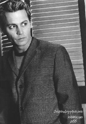 Johnny Depp Photo (  )    /  - 100