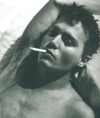 Johnny Depp Photo (  )    /  - 119