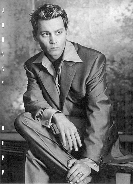 Johnny Depp Photo (  )    /  - 130