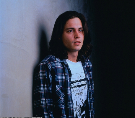 Johnny Depp Photo (  )    /  - 149