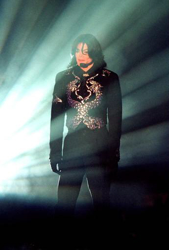 Michael Jackson Photo (  )  ,  - /  - 48