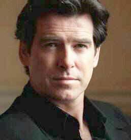 Pierce Brosnan Photo (  )   /  - 15