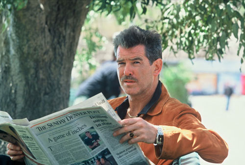 Pierce Brosnan Photo (  )   /  - 20