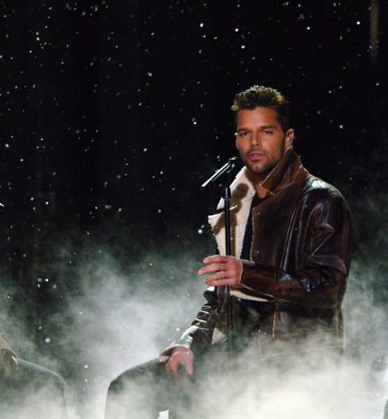 Ricky Martin Photo (  )   /  - 11