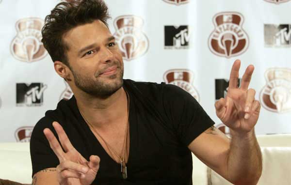 Ricky Martin Photo (  )   /  - 39