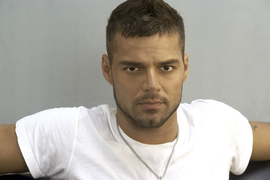 Ricky Martin Photo (  )   /  - 48