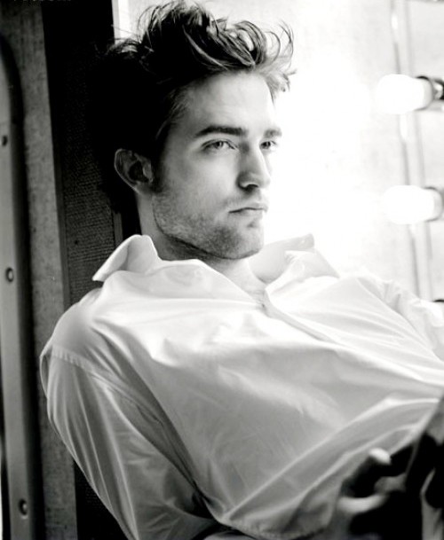 Robert Pattinson Photo (  ) ,     /  - 42