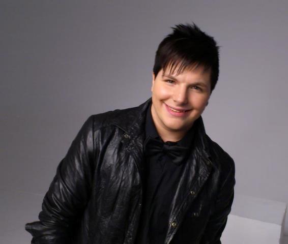 Robin Stjernberg Photo (  )  2013  /  - 26