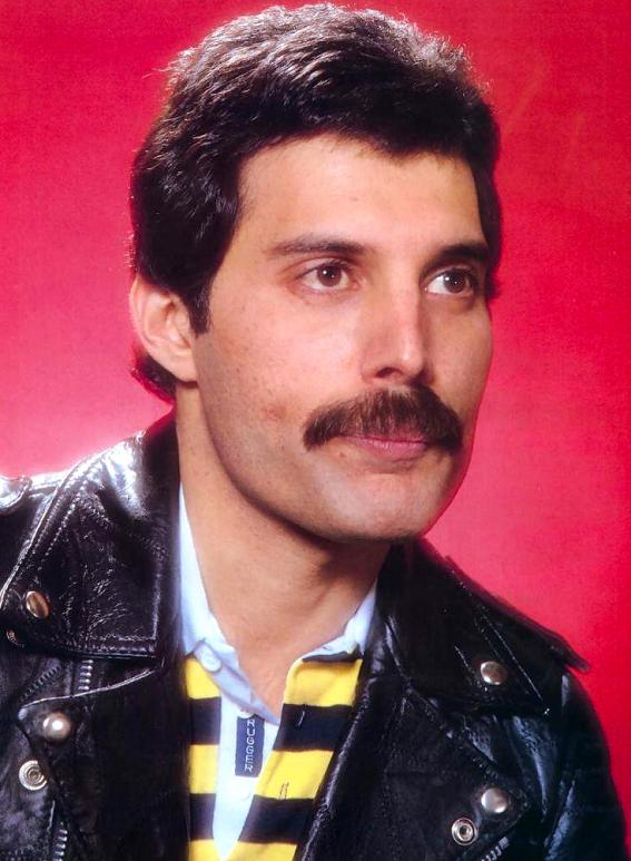 Freddie Mercury ( ) /  - 1