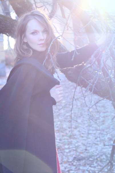   (Albina Djanabaeva Photo)  ,   ,     /  - 100