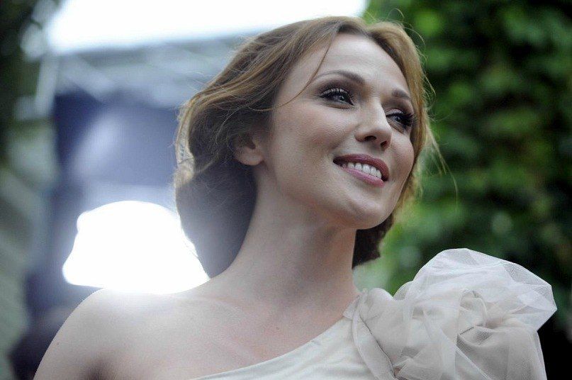    (Albina Djanabaeva Photo)  ,   ,     /  - 178