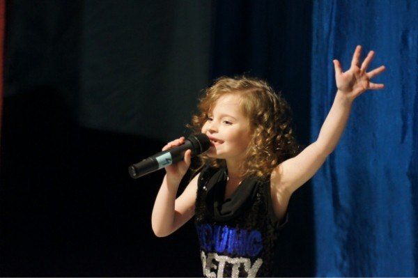 ����� �������� ���� (Alisa Kojikina Photo) �������������� ������� �����.���� 2014, ���� ����������, ��������� ������� �����