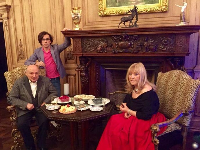    (Alla Pugacheva Photo)  ,    /  - 34