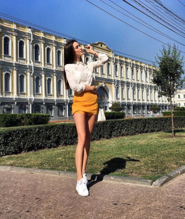   (Anastasiya Kostenko)  - ,    ,   /  - 102