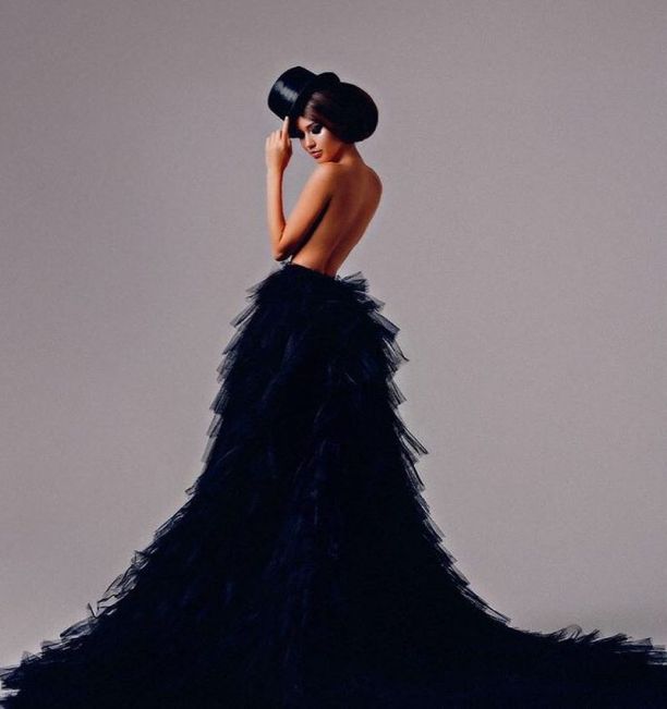   (Anastasiya Kostenko)  - ,    ,   /  - 120