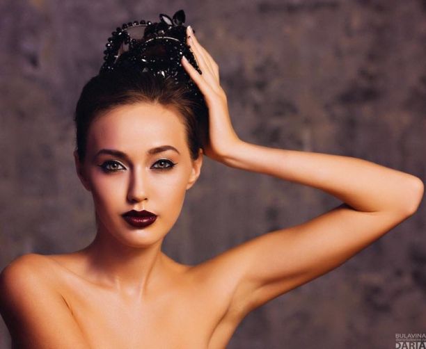   (Anastasiya Kostenko)  - ,    ,   /  - 125