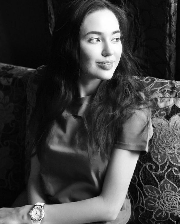   (Anastasiya Kostenko)  - ,    ,   /  - 196