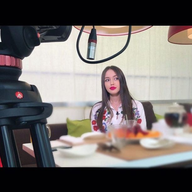   (Anastasiya Kostenko)  - ,    ,   /  - 205